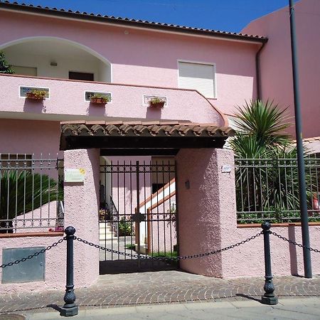 B&B L'Aurora Pula Εξωτερικό φωτογραφία