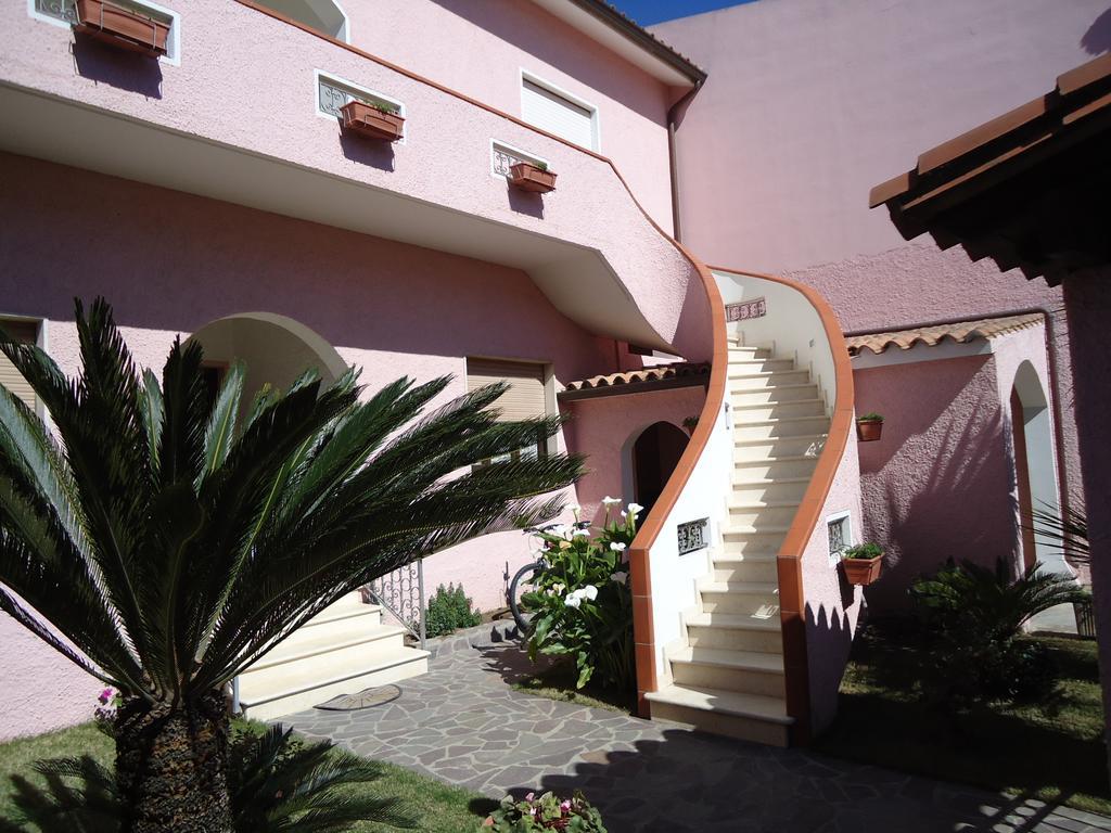 B&B L'Aurora Pula Εξωτερικό φωτογραφία